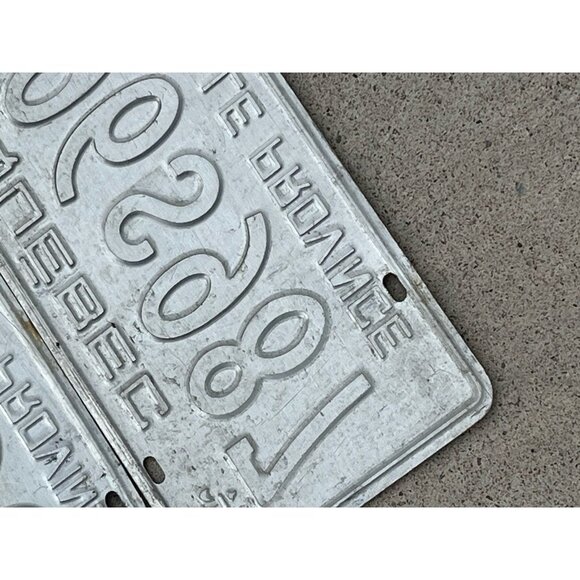 Pair of 1975 Quebec License Plates 796S987 LA BELLE PROVINCE Cream and Green - Picture 7 of 7